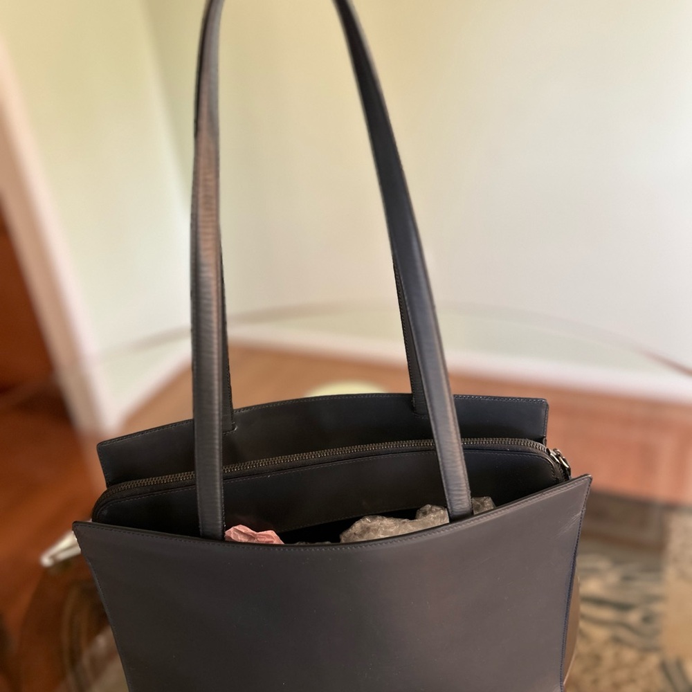 Prada Executive Tote Bag - Picture 5 of 15